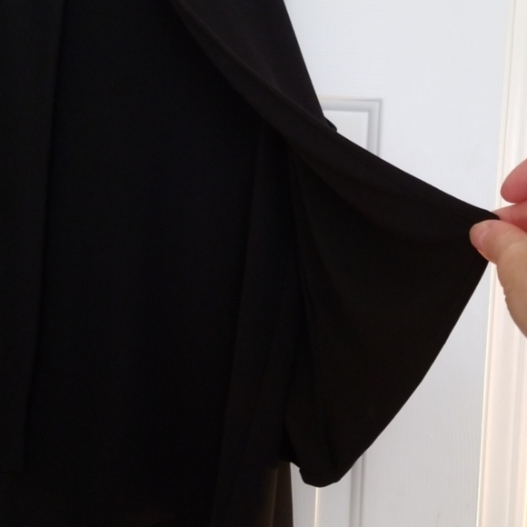 Top - Picture 5 of 6